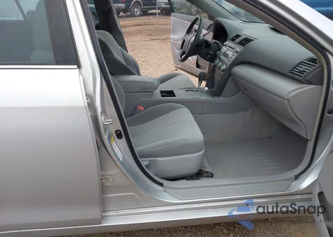 2009 Toyota Camry Le from USA, damaged, VIN 4T1BE46K49U358083